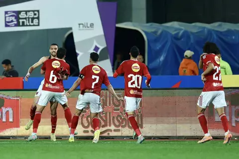 ملف كورة فور.. فوز الأهلي.. تعثر بيراميدز.. وأزمة الـVAR